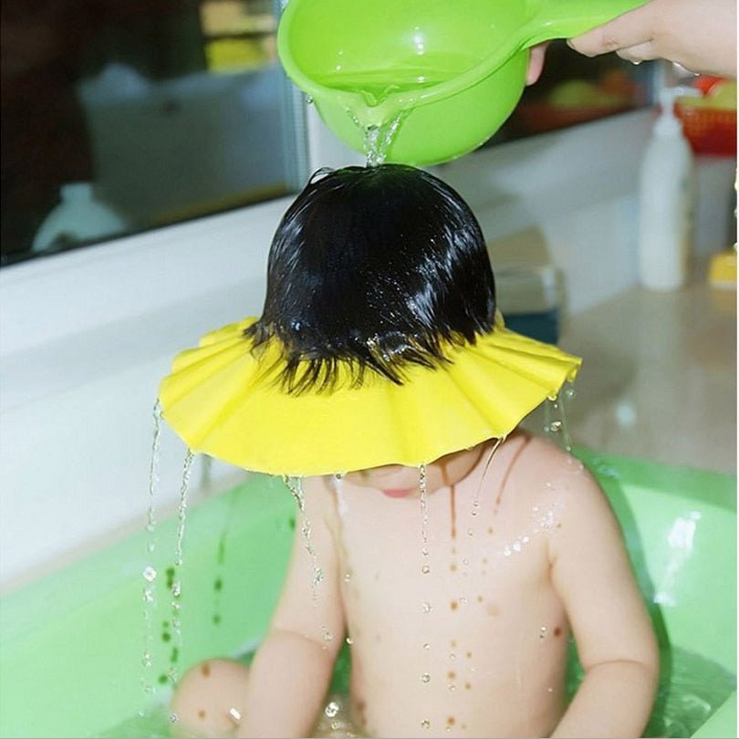 Visière chapeau pour douche bébé I ShampooCap™ - DouxBébé City
